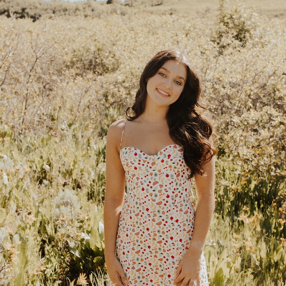 Profile Picture of Cassidy Forsyth (@cassidy_forsyth) on Poshmark