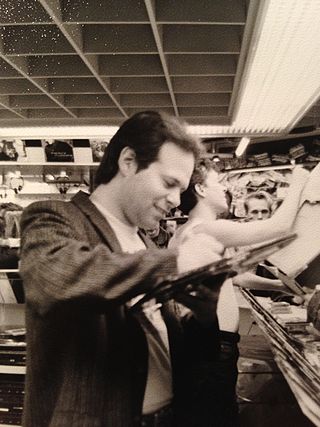 Profile Picture of Victor DeLorenzoon Wikipedia