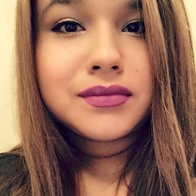 Profile Picture of Esmeralda Cardenas (@EsmiCardenas) on Twitter