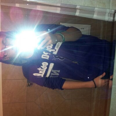 Profile Picture of Josh Burg (@joshburg33) on Twitter