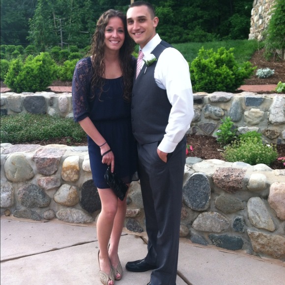 Profile Picture of Hannah Fenker (@hef0226) on Poshmark