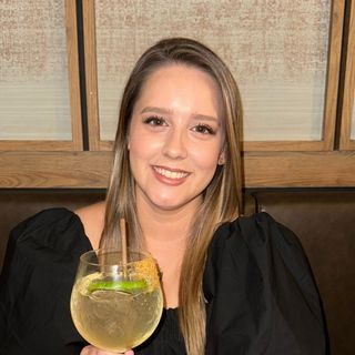 Profile Picture of Jaclyn Parets (@jparets8) on Instagram