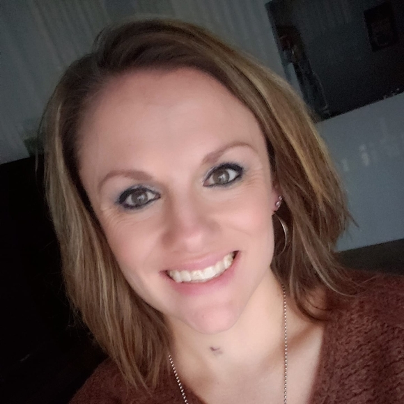 Dannielle Garcia - Poshmark Profile Picture of Dannielle Garcia (@danniellegarcia) on Poshmark