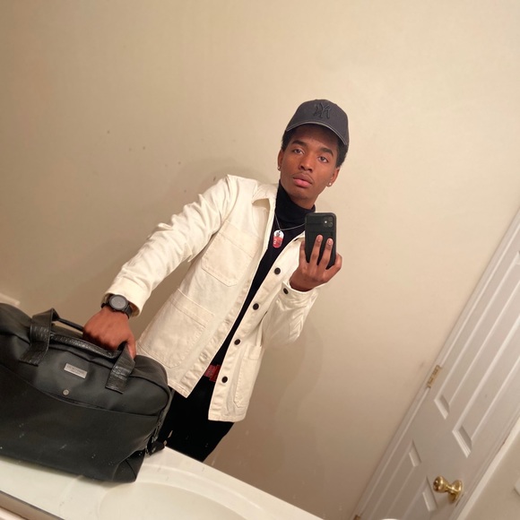 Profile Picture of Corey Smith (@coreysmithjr3) on Poshmark