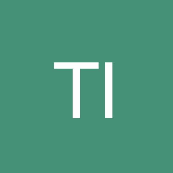 Profile Picture of Toscadarv Ille (@toscadarv6829) on Poshmark