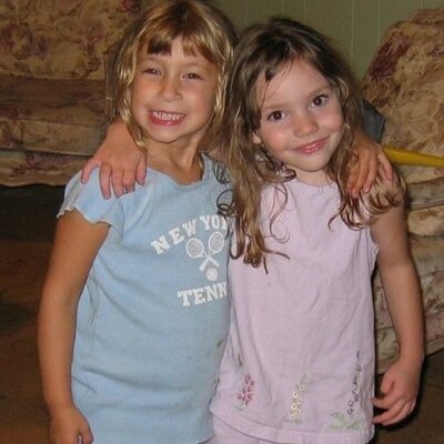 Profile Picture of Alexa Levy (@lexylevy8) on Twitter