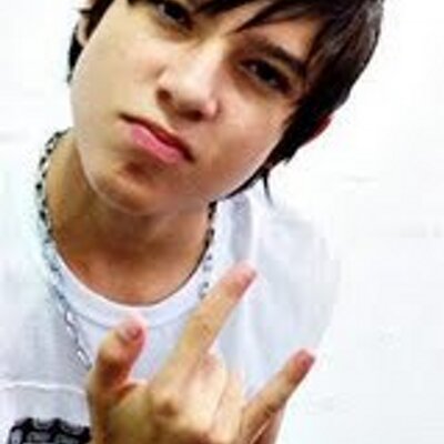 Profile Picture of Victor Lorenzo Paz (@_victorlorenzo) on Twitter