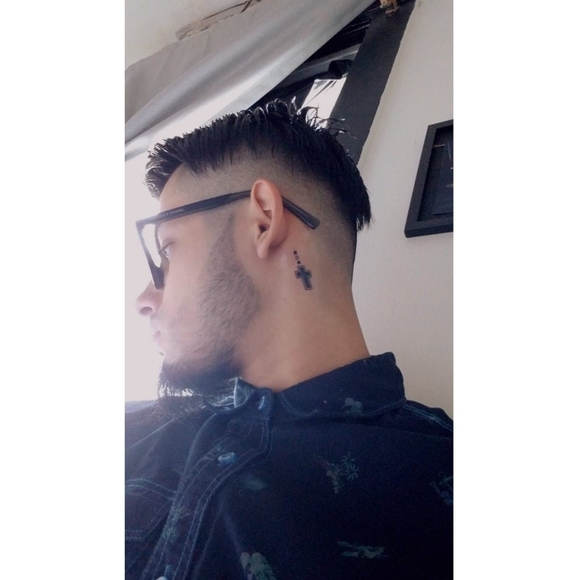 Profile Picture of Jeffrey Lopez (@jlilman13) on Poshmark