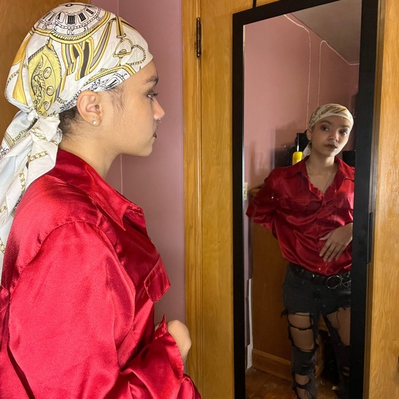 Profile Picture of Amiya Clark (@amiyac411) on Poshmark