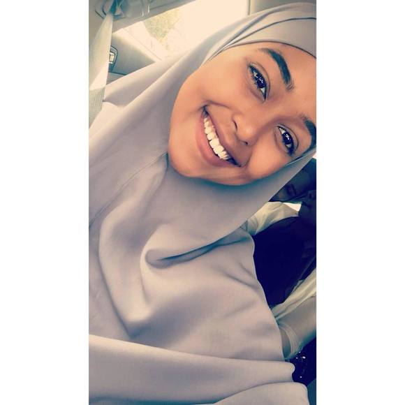 Profile Picture of Raha Ashkir (@raha96) on Poshmark