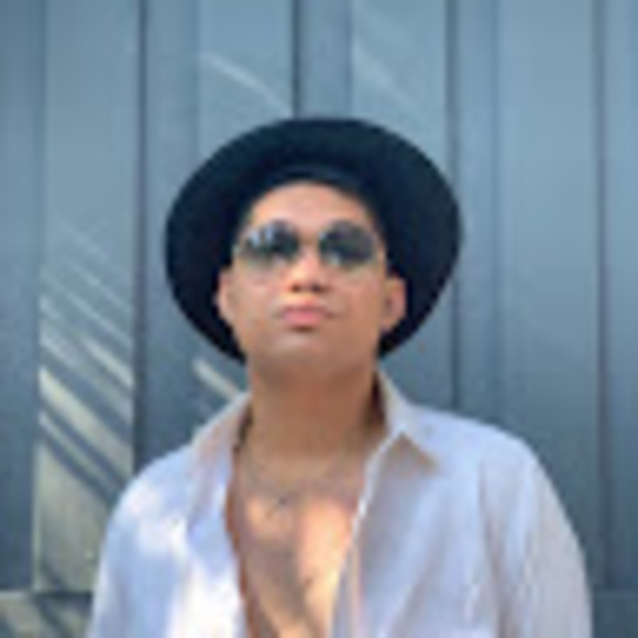 Profile Picture of Oscar john Isip (@ojisipp) on Poshmark