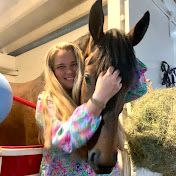 Profile Picture of Cady (@Cadycoulardot) on Youtube