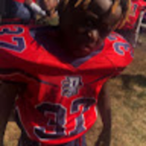 Profile Picture of Annisa Rasheed (@rasheedannisa) on Poshmark