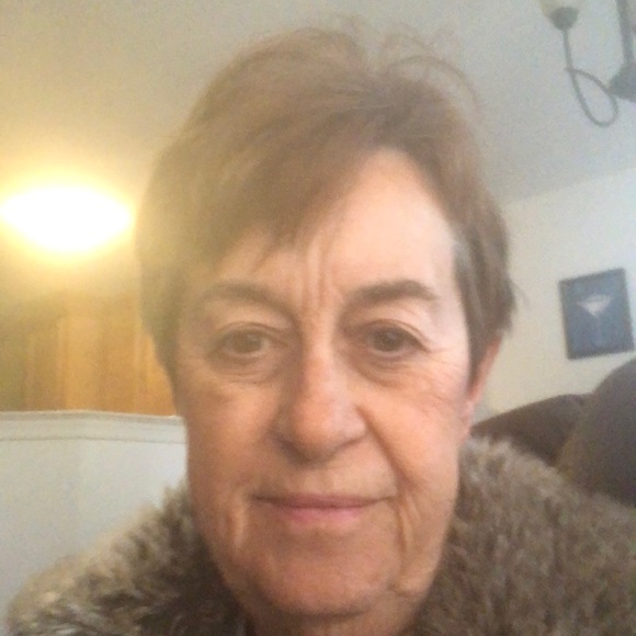 Debby Moilanen - Poshmark Profile Picture of Debby Moilanen (@debbymoilanen) on Poshmark