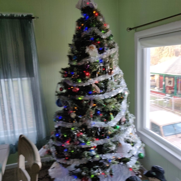 Profile Picture of Jo Wyatt (@jo_wyatt) on Poshmark