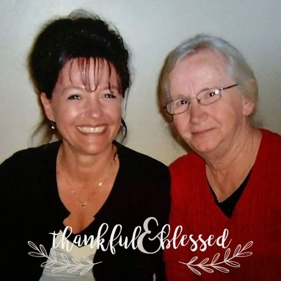 Profile Picture of Marion Howay (@mm3115) on Poshmark