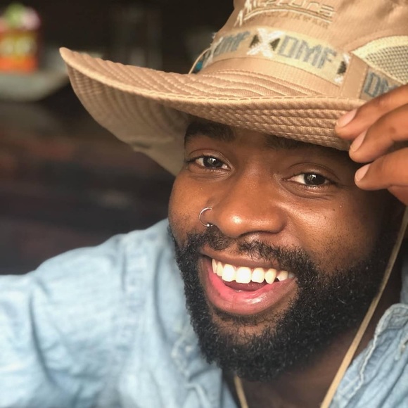 Profile Picture of Bryan Panga (@bpang93) on Poshmark