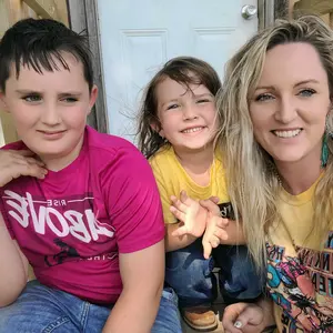 Profile Picture of Amanda Benson (@@amandabenson33) on Tiktok