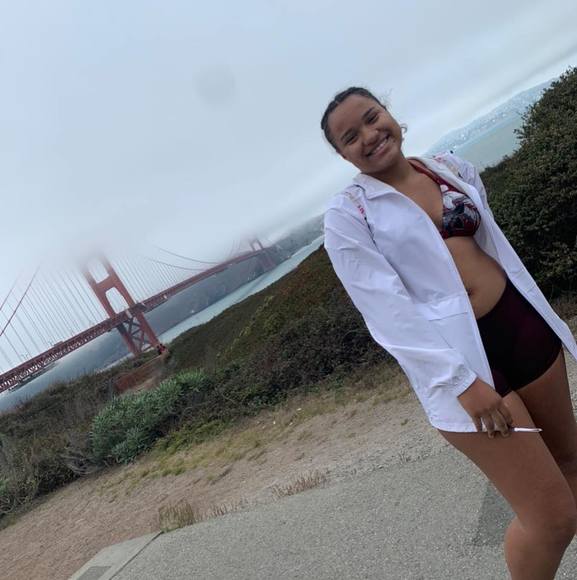 Profile Picture of Dey'nelle Kaltenbach (@babynelli0220) on Poshmark