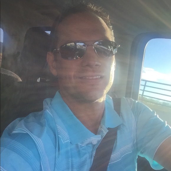 Profile Picture of Brian Tackett (@sexydad) on Poshmark