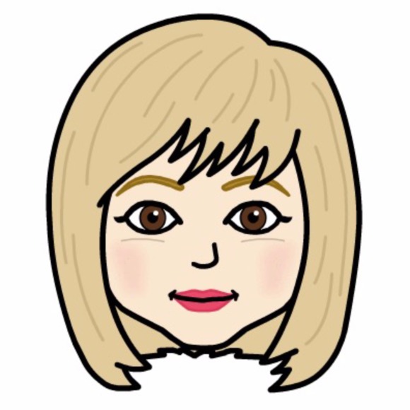 Profile Picture of Suz Donleavy (@sdonleavy) on Poshmark