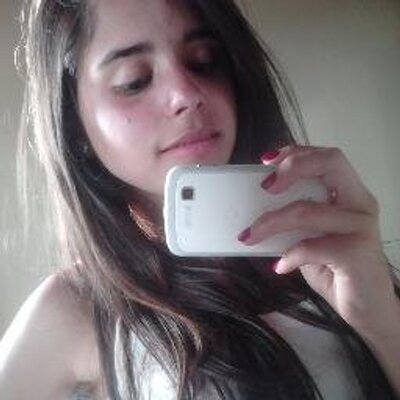 Profile Picture of Lara (@_LaraZeferino) on Twitter