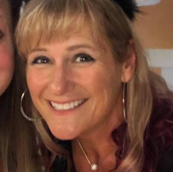 Profile Picture of Kim Brugger (@kimbrugger) on Poshmark