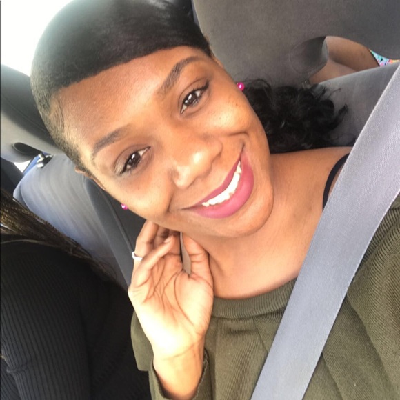Profile Picture of Chasity Beasley (@chasity_beasley) on Poshmark