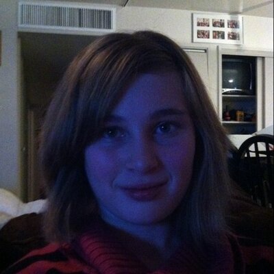 Profile Picture of Ashley Darr (@ashley_darr) on Twitter