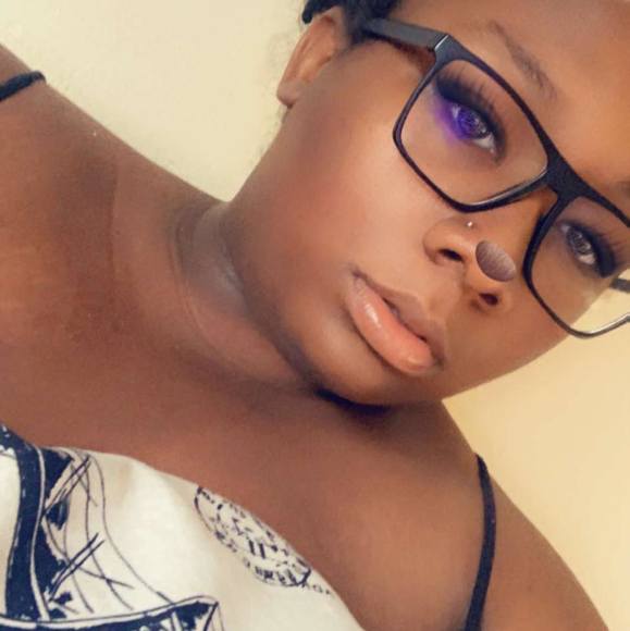 Profile Picture of Nessee Jayyee (@nessee913) on Poshmark