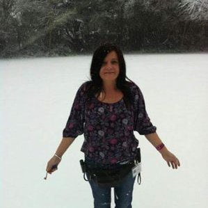 Profile Picture of Lisa Brookes (@Lisabrookes68) on Twitter