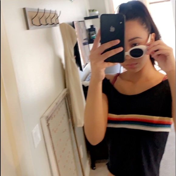 Profile Picture of Gwen Garate (@gwenggarate) on Poshmark