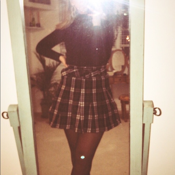 Profile Picture of Jessie Johnson (@lilmoenade) on Poshmark