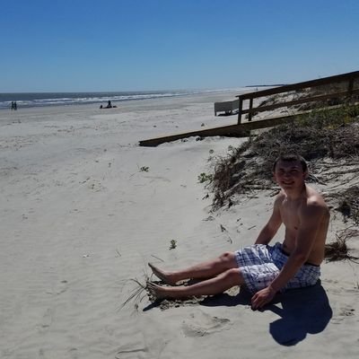Profile Picture of Lucas Winters Hall (@lucashall0) on Twitter