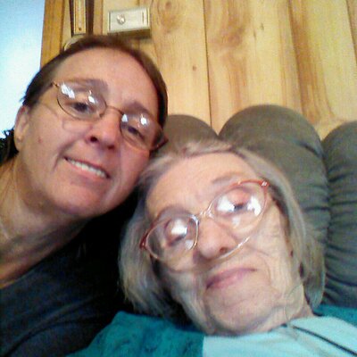 Profile Picture of Mandy Weaver (@MandyWeaver) on Twitter