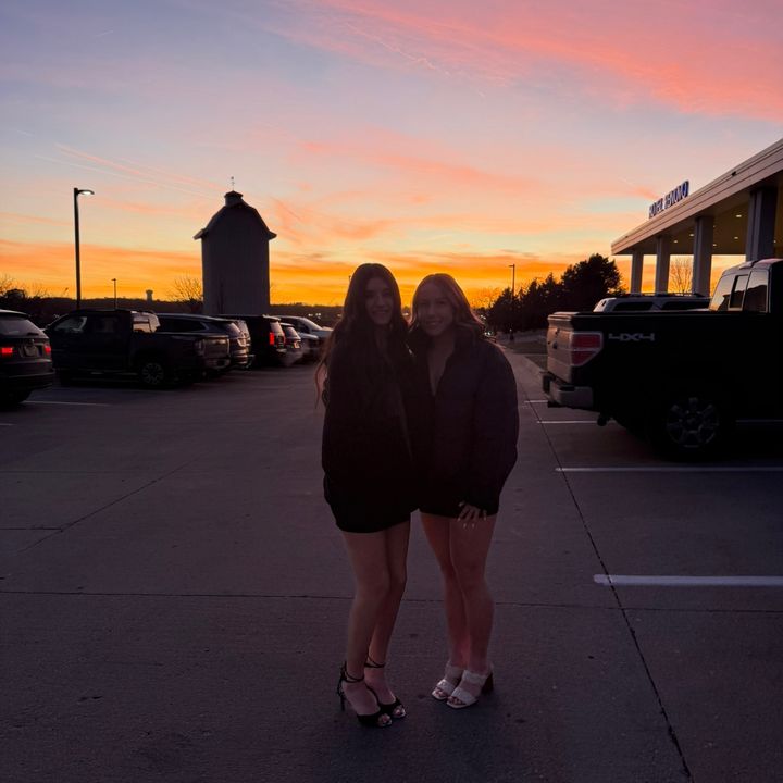 Profile Picture of violet (@violet._andrews) on Tiktok