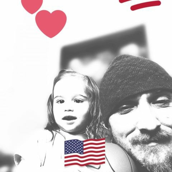 Profile Picture of Jon Levy (@jonnyrider321) on Poshmark