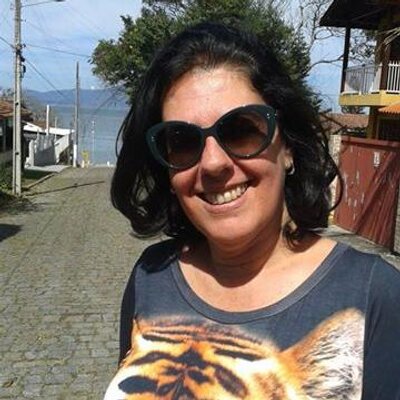 Profile Picture of Joyce Borba (@JyBorba) on Twitter