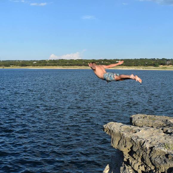 Jake Matthew - Poshmark Profile Picture of Jake Matthew (@jakeemv) on Poshmark