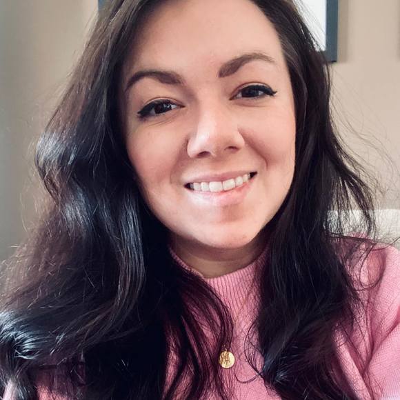 Profile Picture of Audrey-maude Pouliot (@audreymaude01) on Poshmark