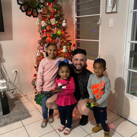 Profile Picture of Carlos Bruno (@cbcbmatos) on Poshmark