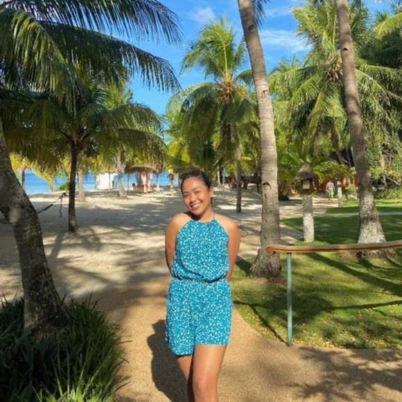 Paola marie Valderrama - Poshmark Profile Picture of Paola marie Valderrama (@paolamariiev) on Poshmark