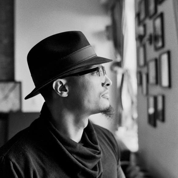 Profile Picture of Joseph Smith (@joeyblends) on Poshmark