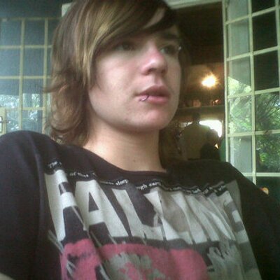 Profile Picture of Mitchell Thomson (@ninja_polarbear) on Twitter