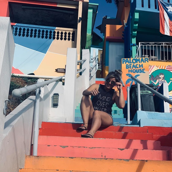 Profile Picture of Dianna Radulescu (@diannaradulescu) on Poshmark