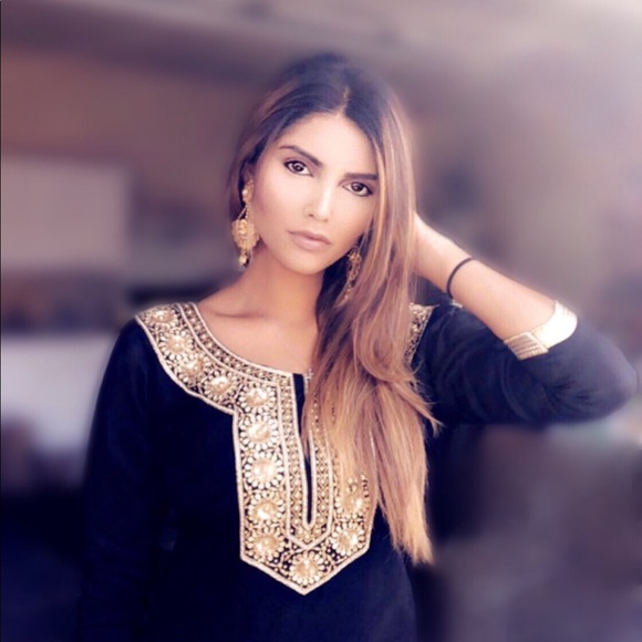 Profile Picture of Angie Pagany (@angielove2016) on Poshmark