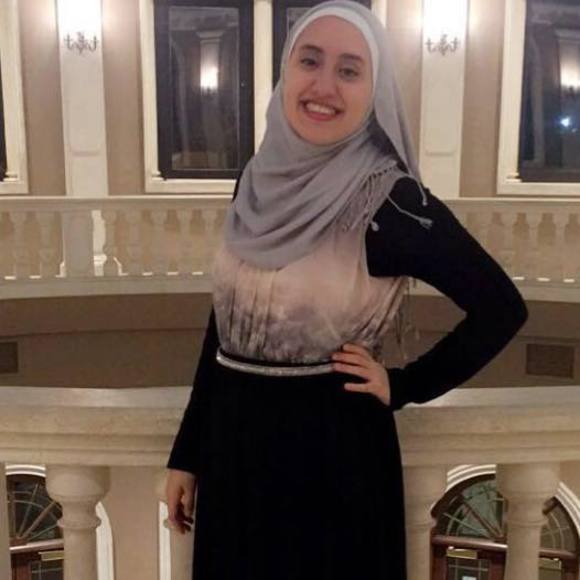 Profile Picture of Abeer Al-mahdi (@abeer_almahdi) on Poshmark