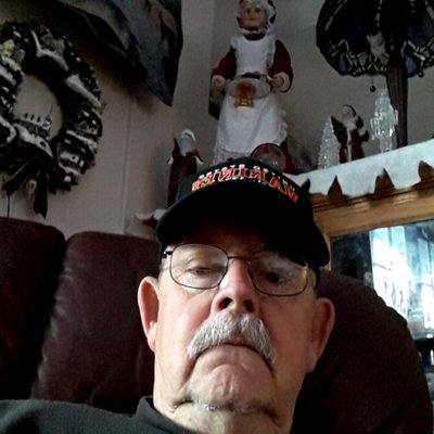 Profile Picture of Robert VanBibber (@RobertVanBibbe3) on Twitter