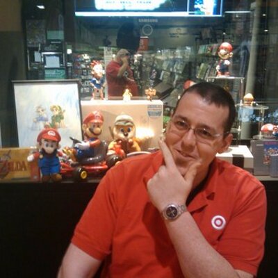 Profile Picture of Trevor Tibbetts (@TorebaSQ) on Twitter