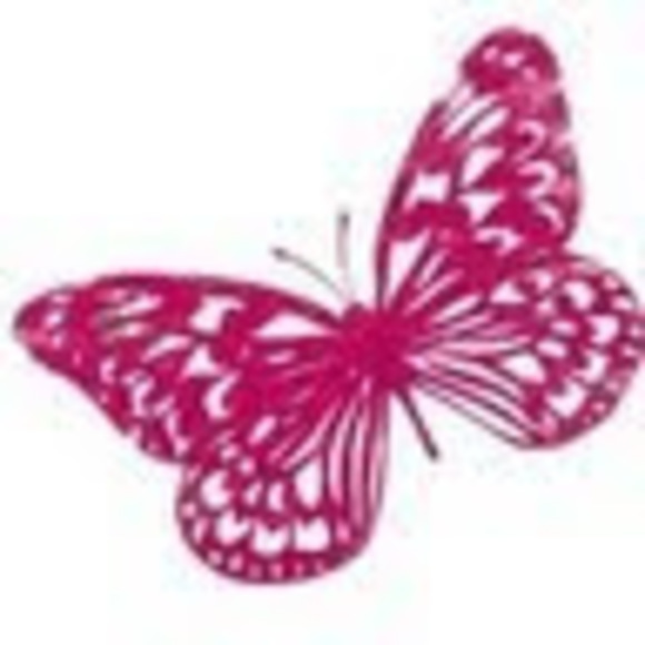 Profile Picture of Beverly Frame (@beverlyframe10) on Poshmark